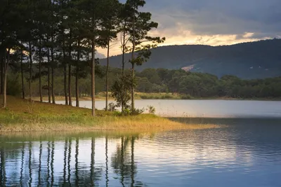 Tuyen Lam See, Dalat, Vietnam Reise, Abendstimmung