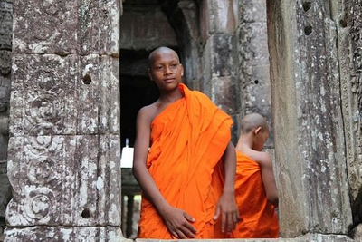 Mönche in Angkor Wat, Kambodscha Rundreise