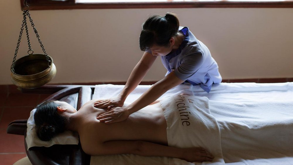 Massage, Emeralda Resort Ninh Binh, Vietnam Rundriese