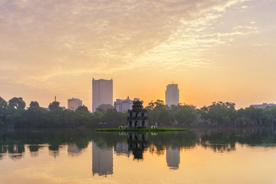 Schildkrötenturm, Hoan Kiem See, Hanoi, Vietnam Luxusreise