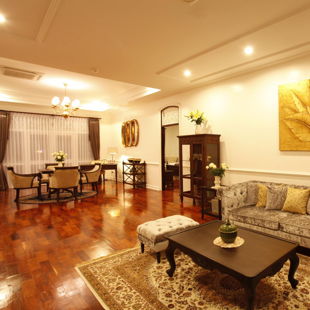 Wohn-Essbereich, Dhavara Boutique Hotel, Vientiane, Laos Rundreise
