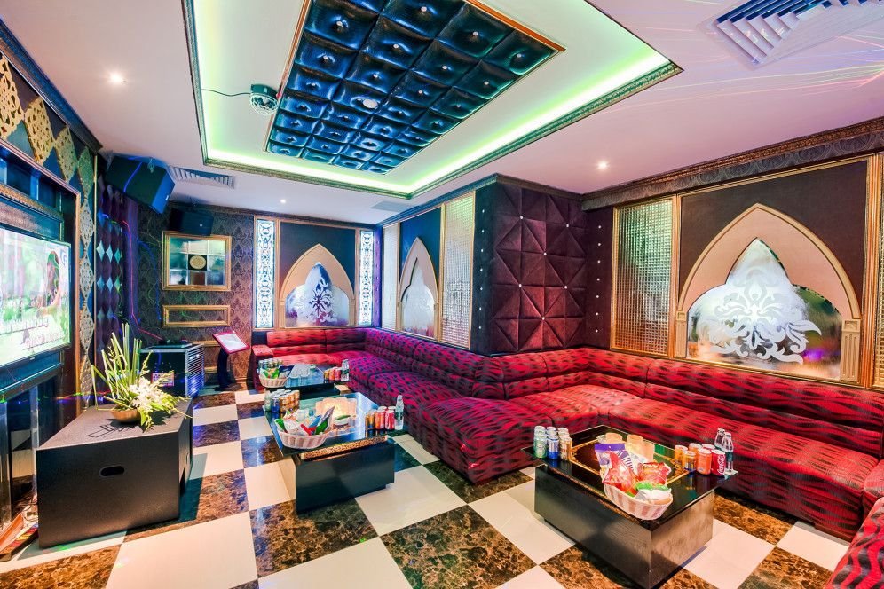 Karaoke Bar, Muong Thanh Song Lam Hotel, Vinh, Vietnam Reisen