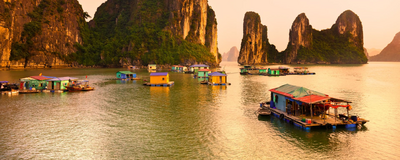 Schwimmendes Dorf, Halong Bucht, Vietnam Reise