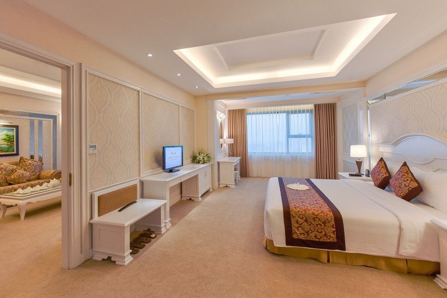 Royal Suite, Muong Thanh Song Lam Hotel, Vinh, Vietnam Reisen