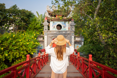 Brücke, Hoan Kiem See, Hanoi, Luxusreise Vietnam